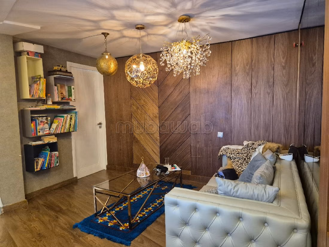 Piso en venta en Racine Extension. 5 habitaciones grandes. Chimenea funcional, aire condicionado general. 