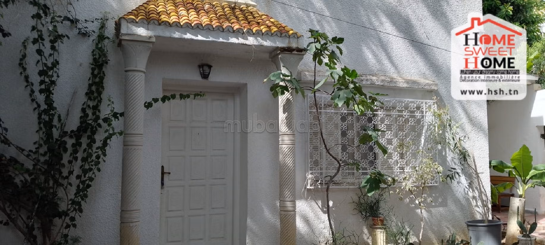 Rent an apartment in La Marsa. 4 large rooms. Cellar