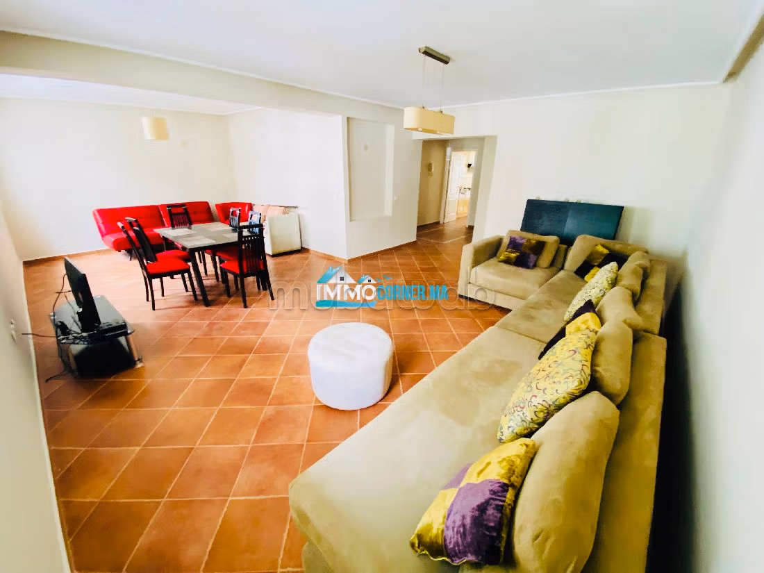 Appartementen om te huren in Port Tanger ville. 3 Kamers. Gemeubileerd.