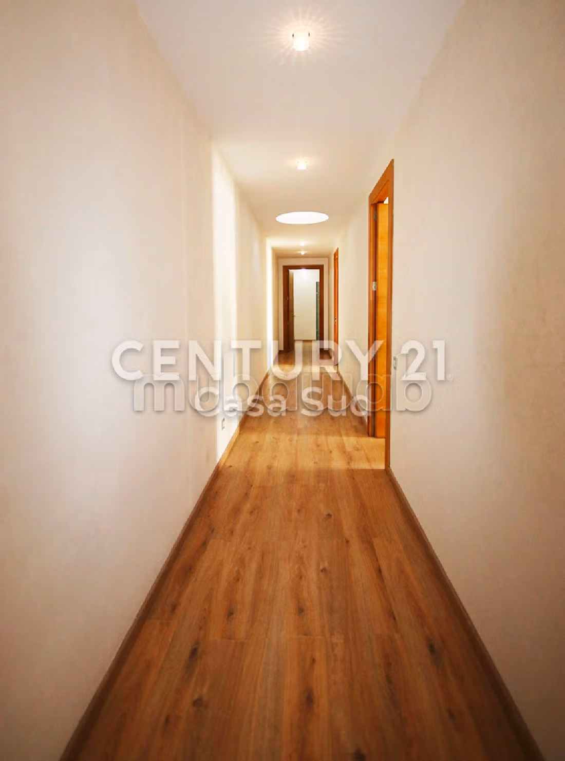 Luxury villa for sale in Bouskoura Ville. Large area 1035 m². Usable fireplace, Large swimming pool. 