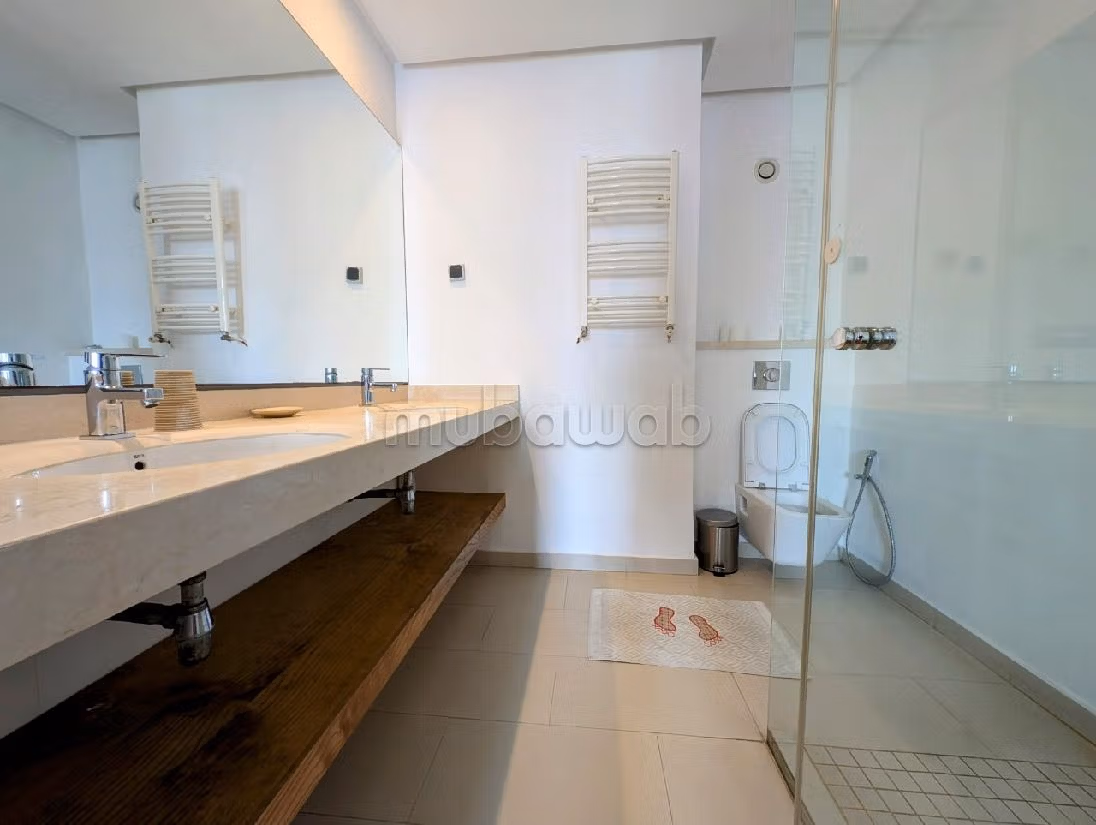 Nu huren: appartementen in Racine. 4 Ruimtes. Volledig gemeubileerd. 