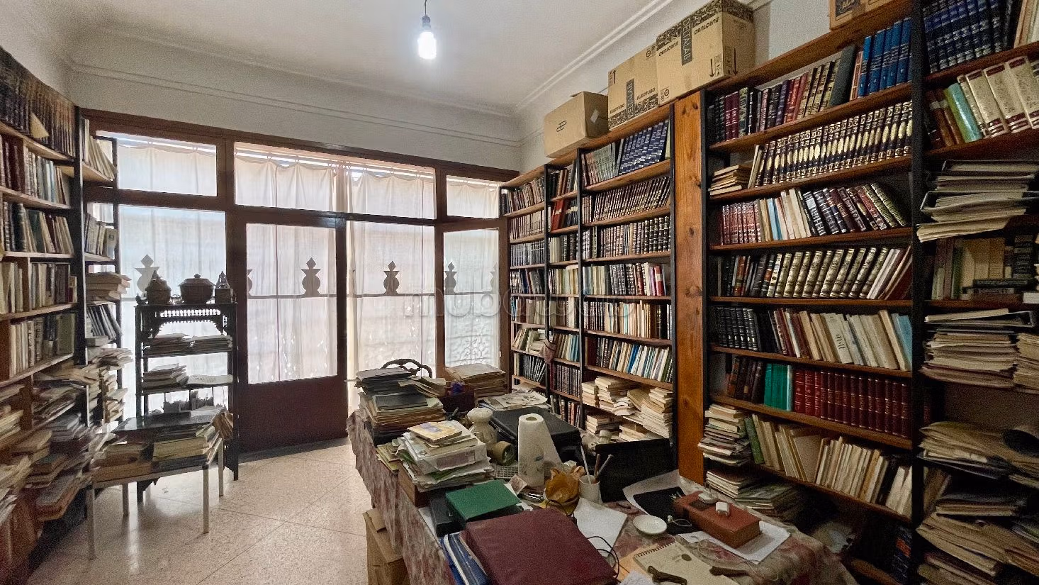 Villa's en luxe woningen kopen in Samlalia. Totale oppervlakte 400 m². Garage en mooi terras