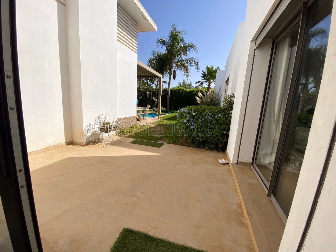 منزل رائع للكراء ب فيكتوريا. 6 قطع رائعة. شرفة جميلة وحديقة.