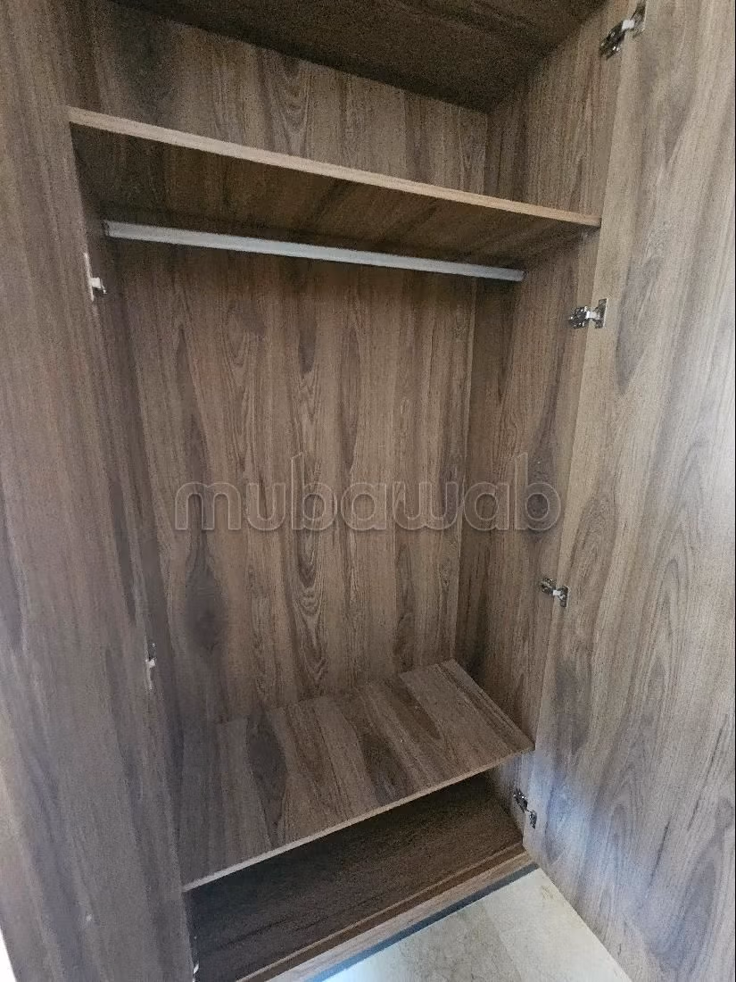 Splendido appartamento in vendita a Bouskoura Ville. 3 belle camere da letto. Servizio di concierge e condizionatore