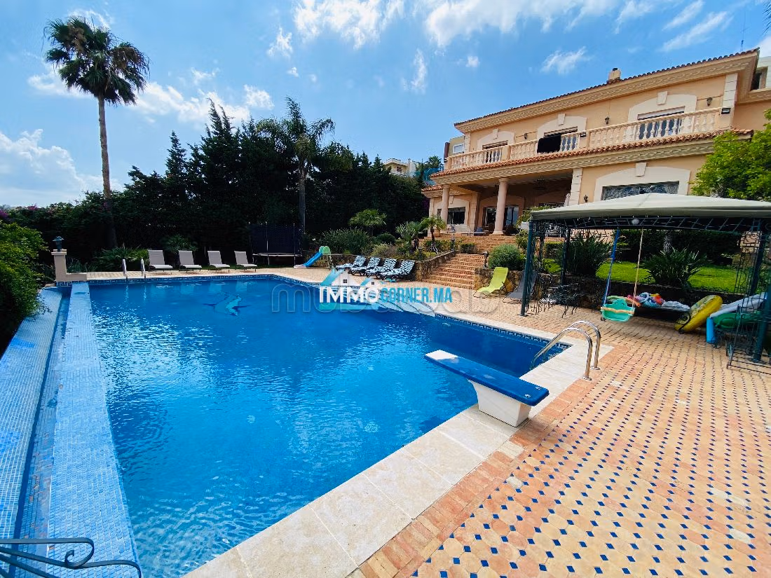 منزل رائع للكراء ب الجبل الكبير. 9 قطع كبيرة. مفروشة.