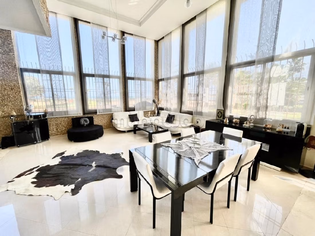 Magnifique duplex en bord de mer