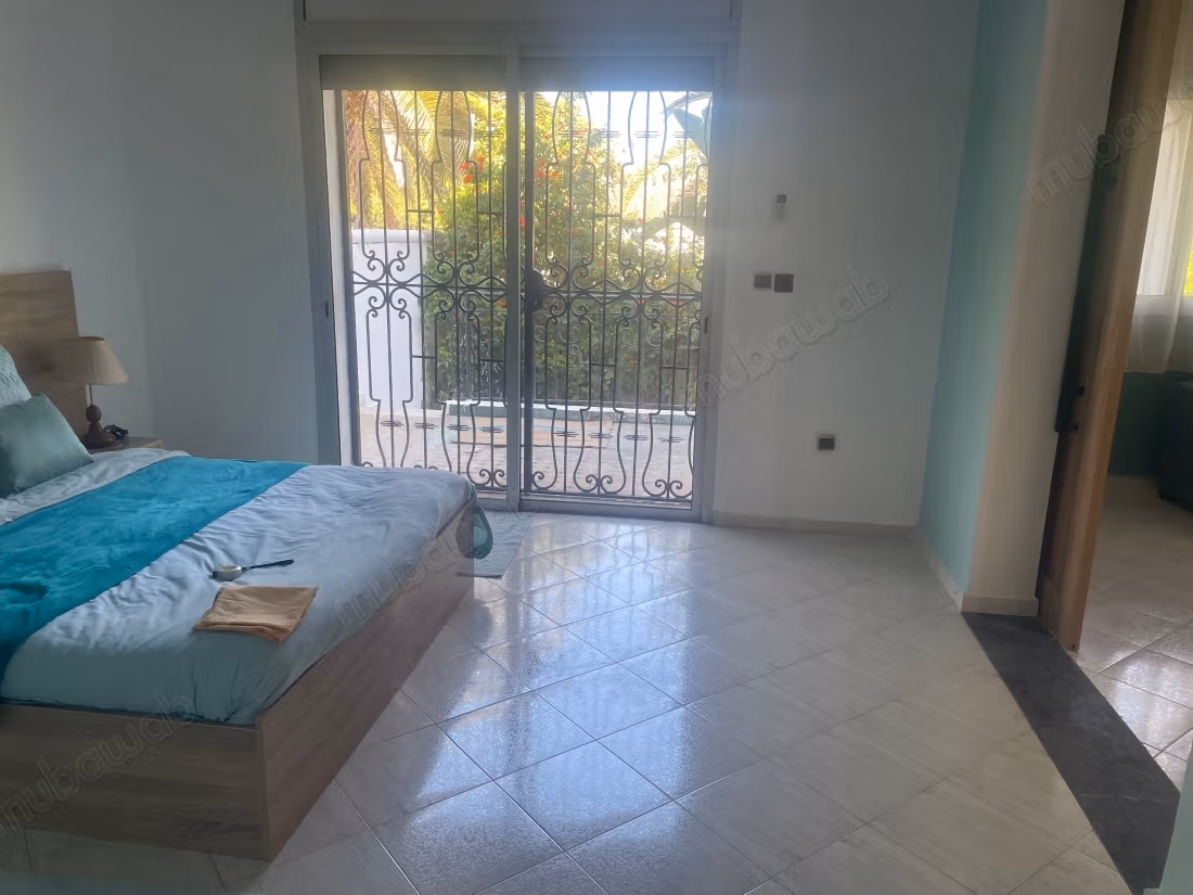 Part loue villa meublee à Skhirat plagelongue durée bord de...