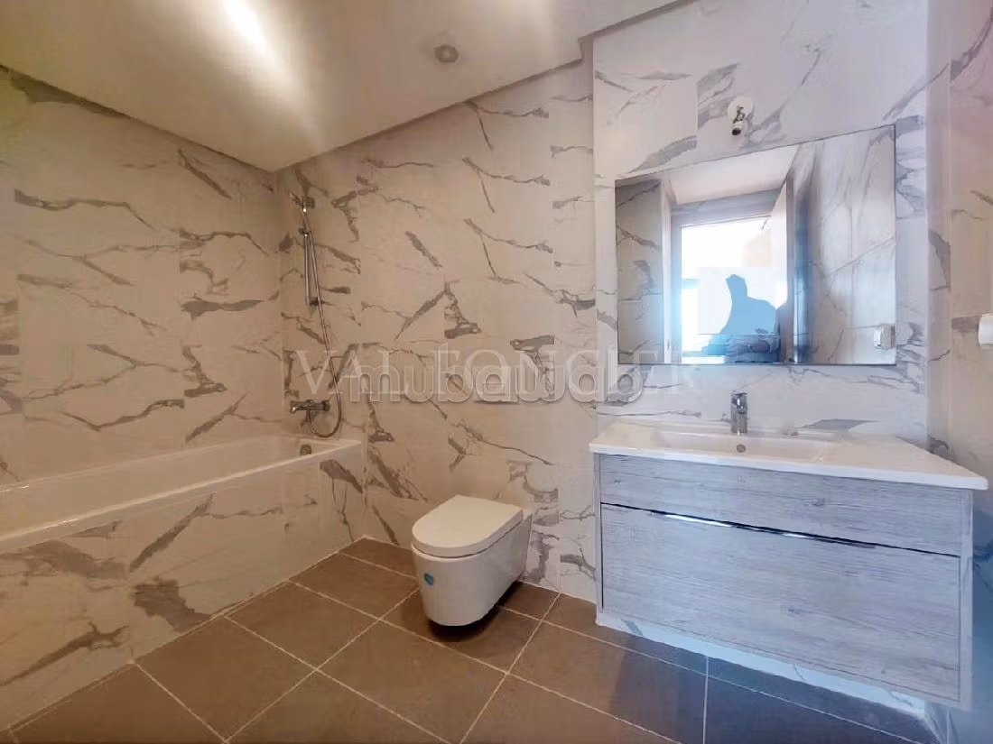 Location duplex neuf avec terrasse 3chambres à la Ville verte de Bouskoura