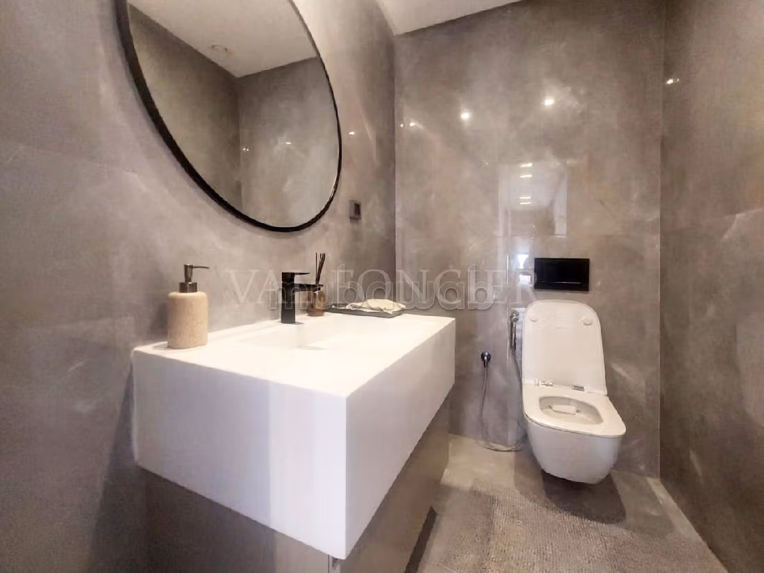 Flat for rent in Casablanca Finance City. 1 lovely room. Large terrace