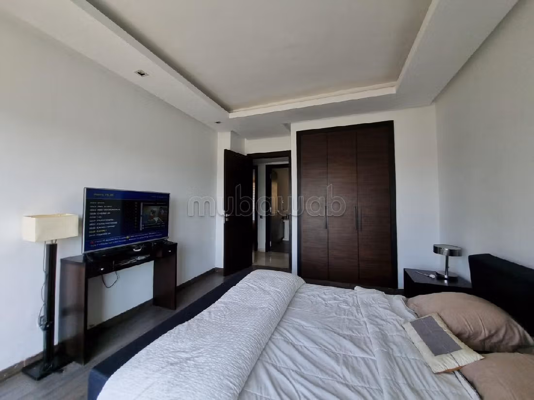 Superbe appartement à vendre à Gauthier. Surface totale 180 m². Double vitrage et chauffage central