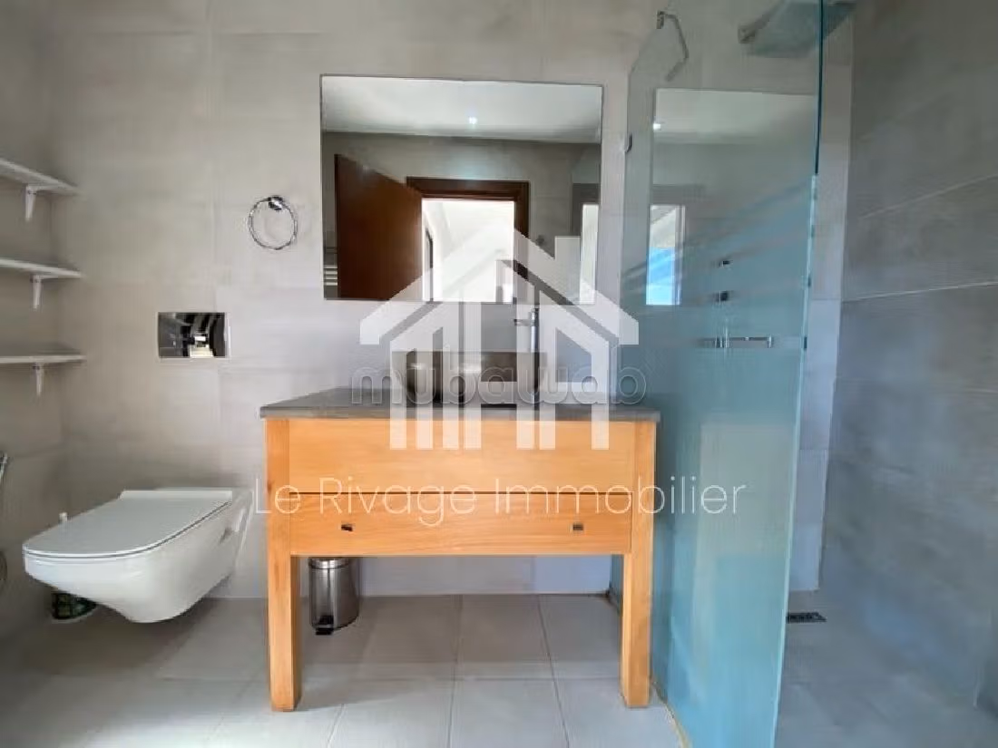Duplex S3 avec piscine dans une petite résidence