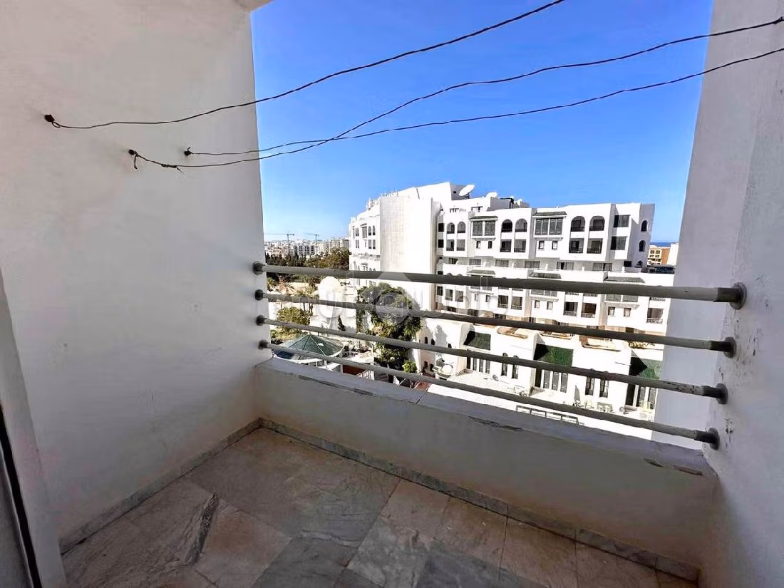 A louer un luxueux s2 meublé, vue sur mer