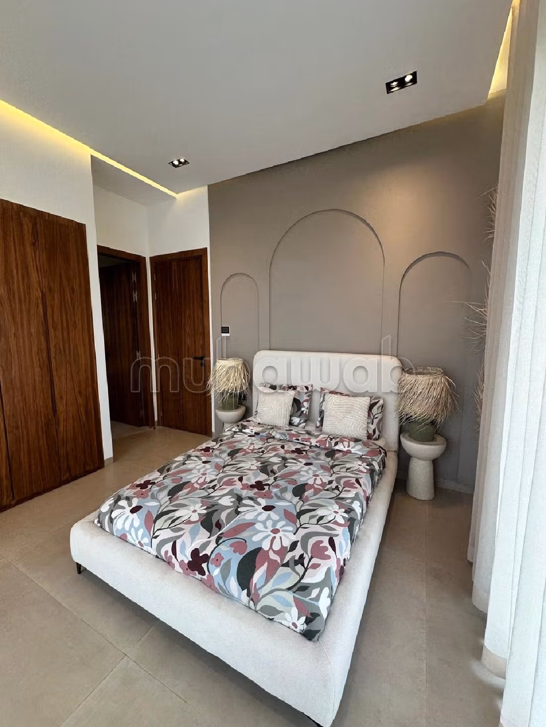 Beautiful villa for rent in Amelkis. 5 large living areas. Furnishings