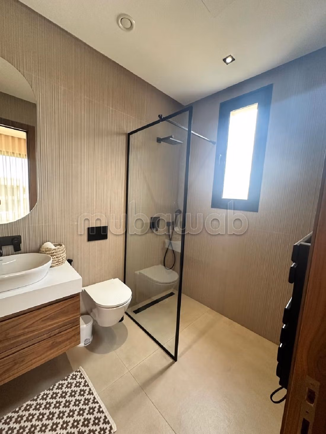 Beautiful villa for rent in Amelkis. 5 large living areas. Furnishings