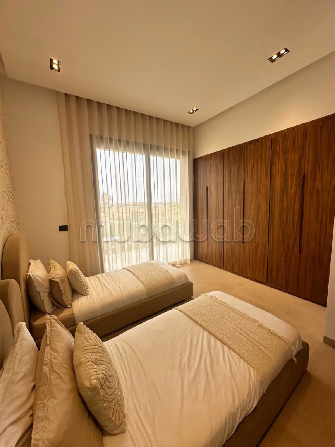 Beautiful villa for rent in Amelkis. 5 large living areas. Furnishings