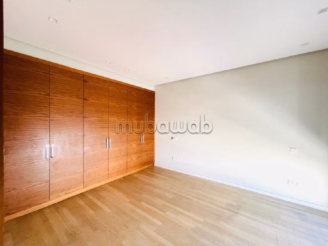 Appartement la location avec terrasse 15000dh