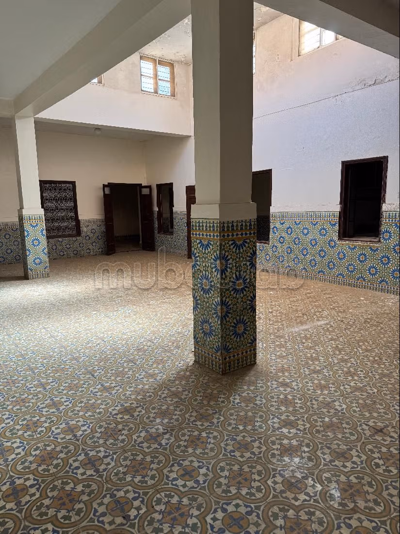 بيع منزل ب حي الزيتون. 7 قطع.