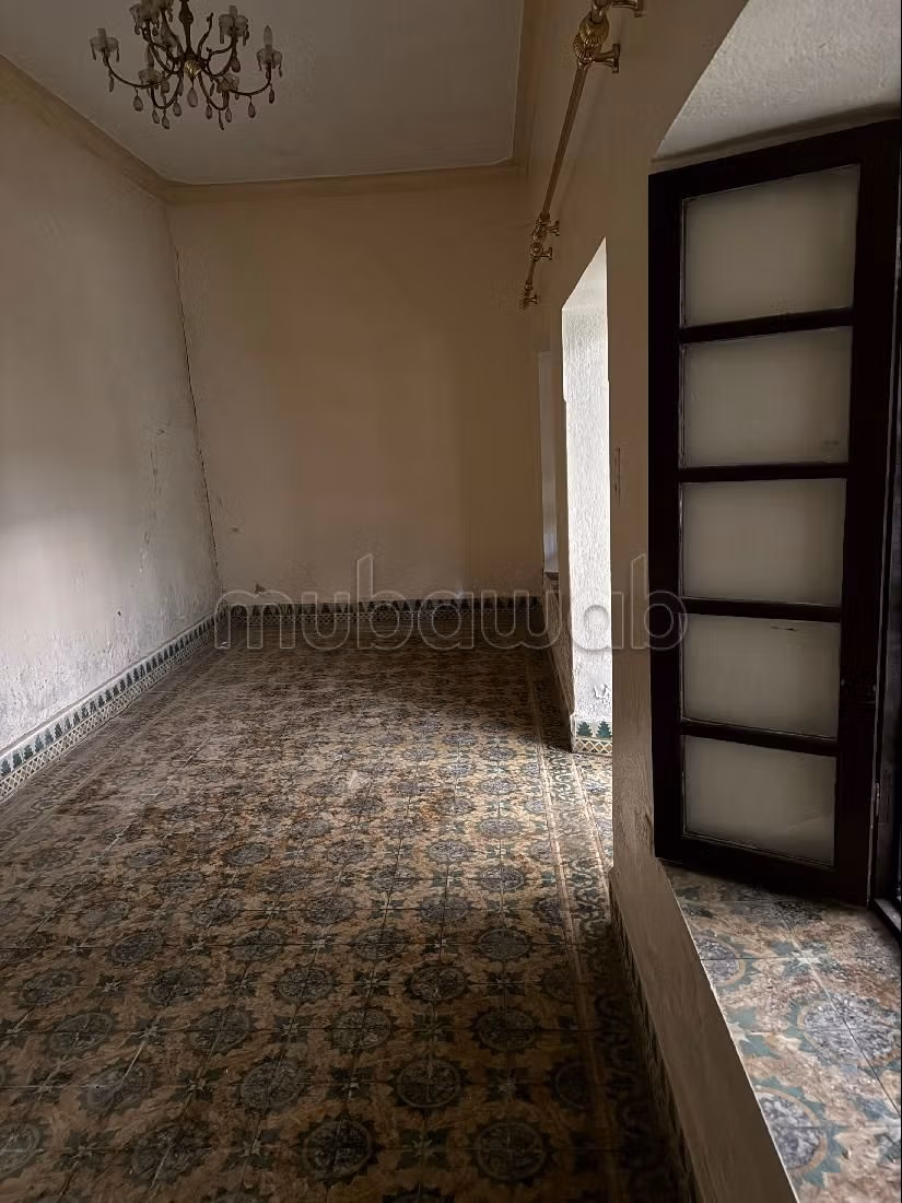 بيع منزل ب حي الزيتون. 7 قطع.