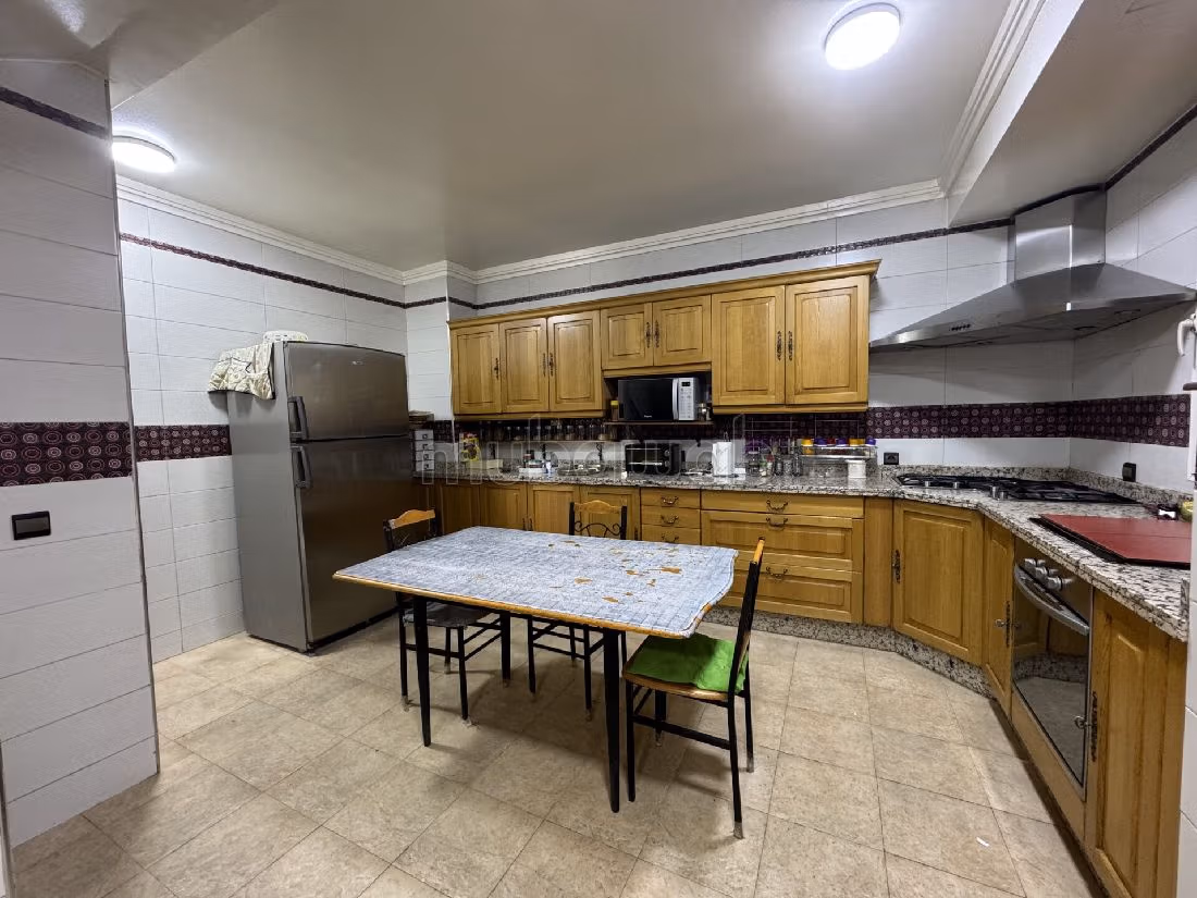 Vendita villa di lusso. Superficie 500 m². Giardino, terrazzo. 