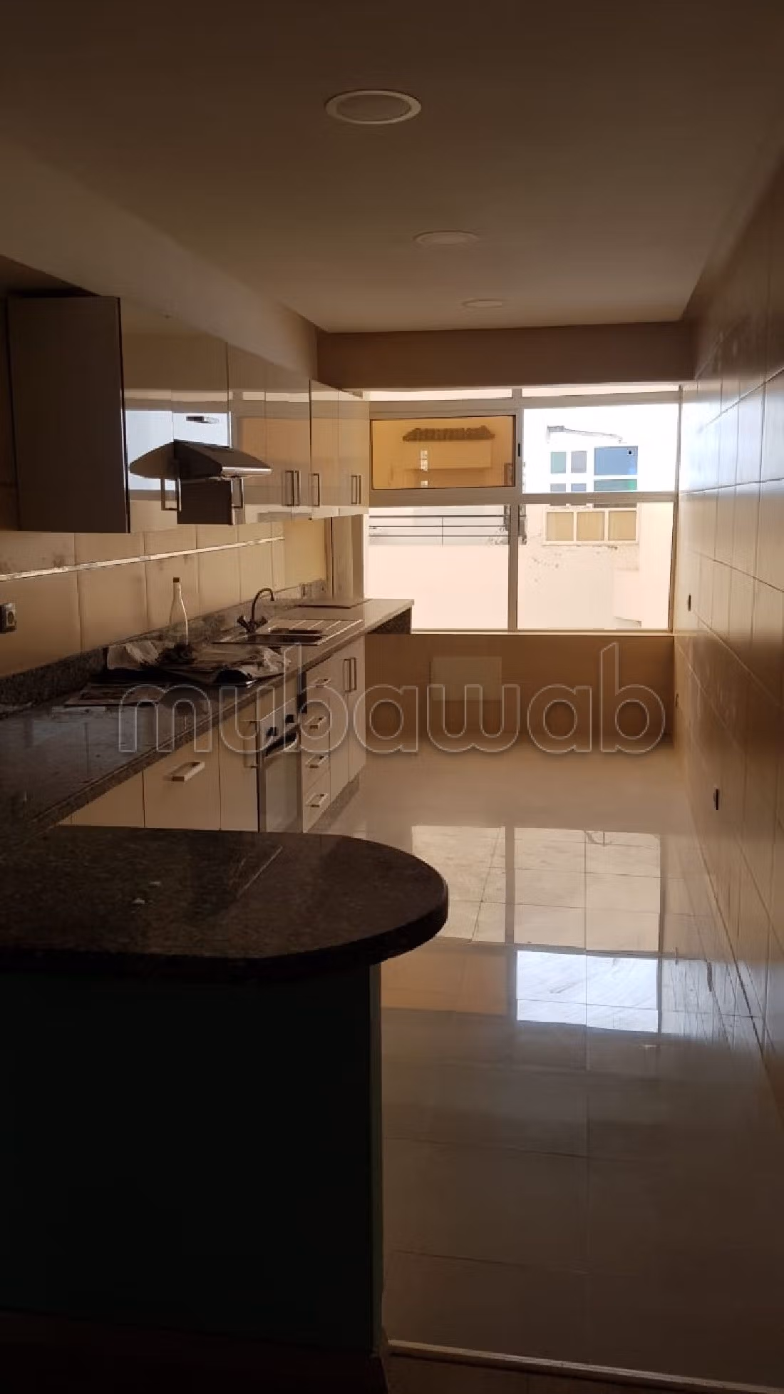 Sale of a lovely apartment in Kébibat. 3 rooms. Lift and terrace. 