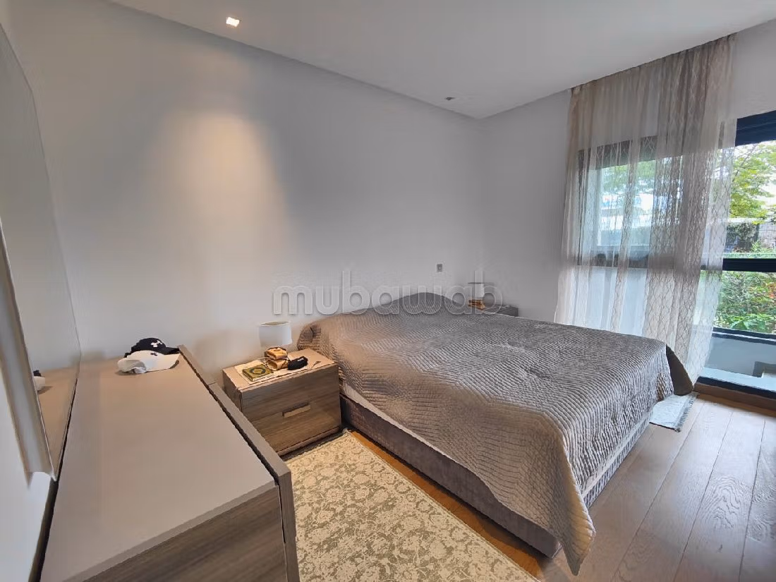 Très bel appartement à CFC à louer 80 m²