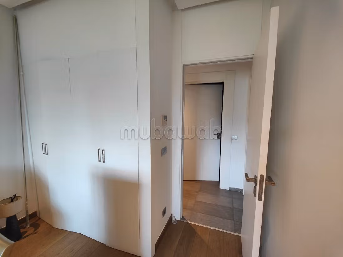 Très bel appartement à CFC à louer 80 m²