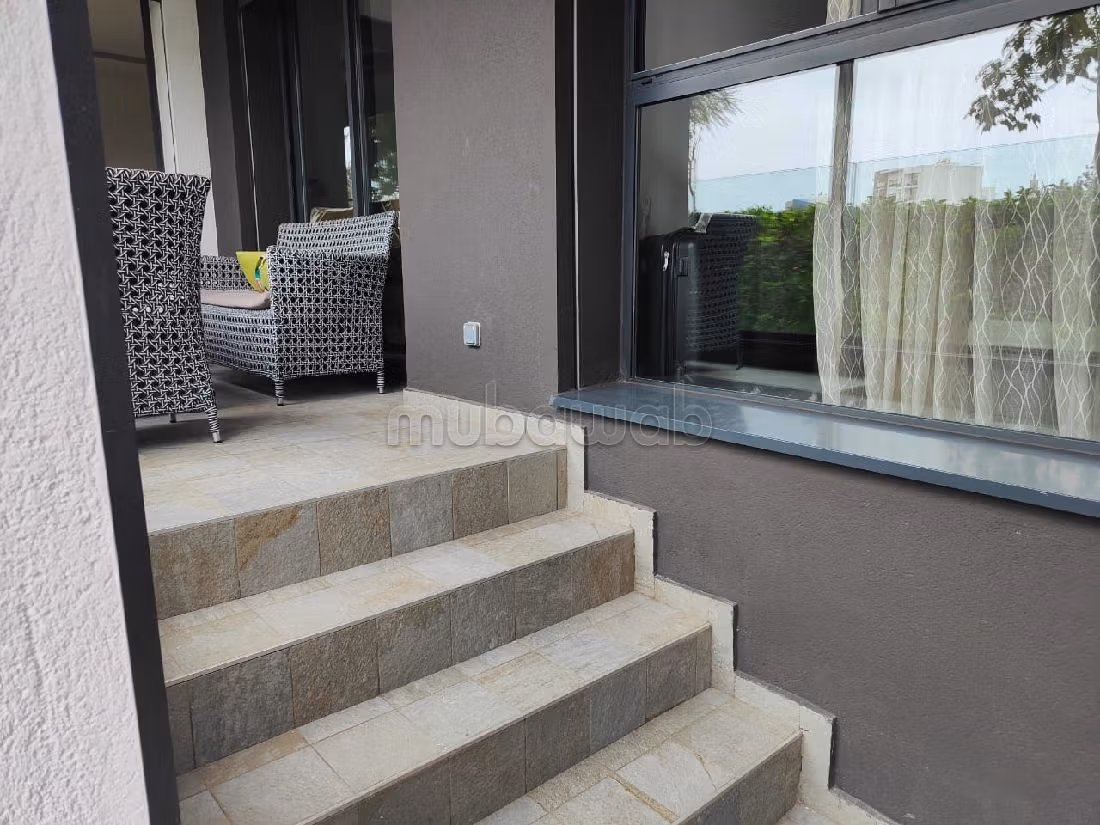 Très bel appartement à CFC à louer 80 m²