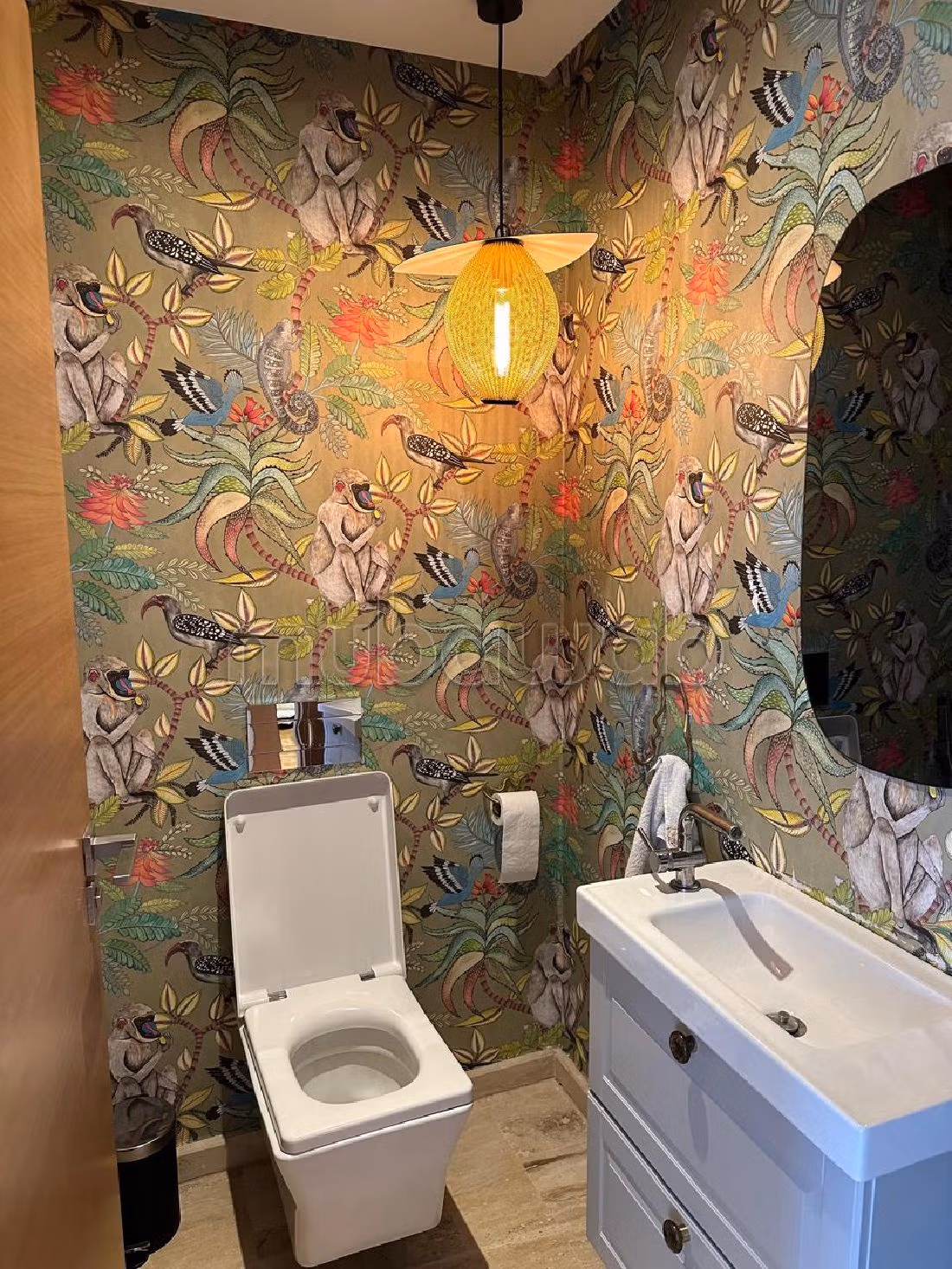 Superbe appartement vide à louer 100 m² à cfc