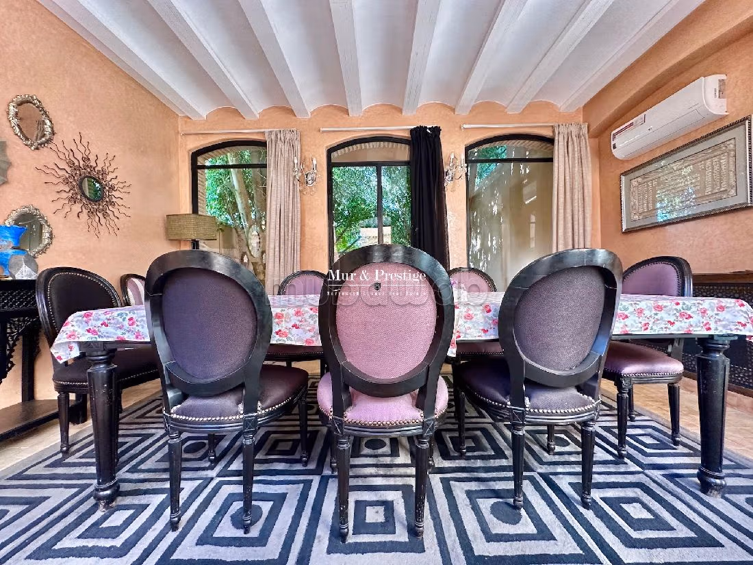 منزل ممتاز للبيع بأملكيس. 4 غرف جميلة. مكيف