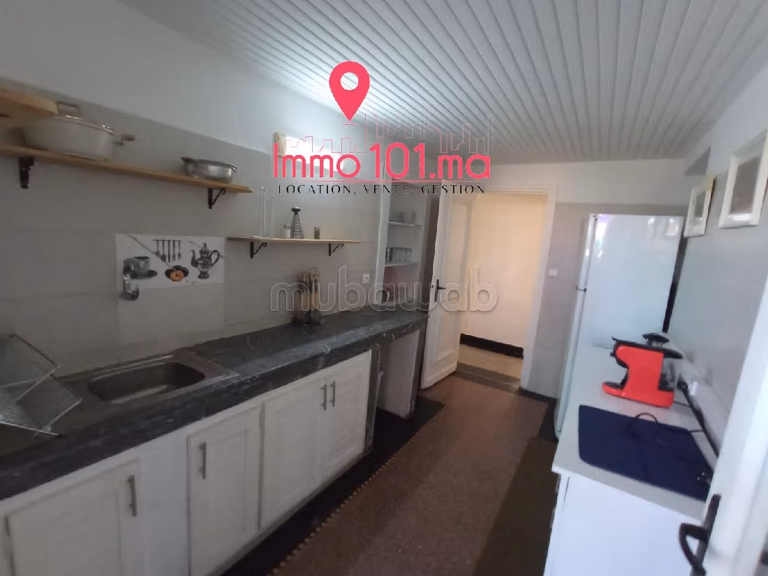 Very nice apartment for rent in Hassan Centre Ville. Small area 100 m². Furnishings