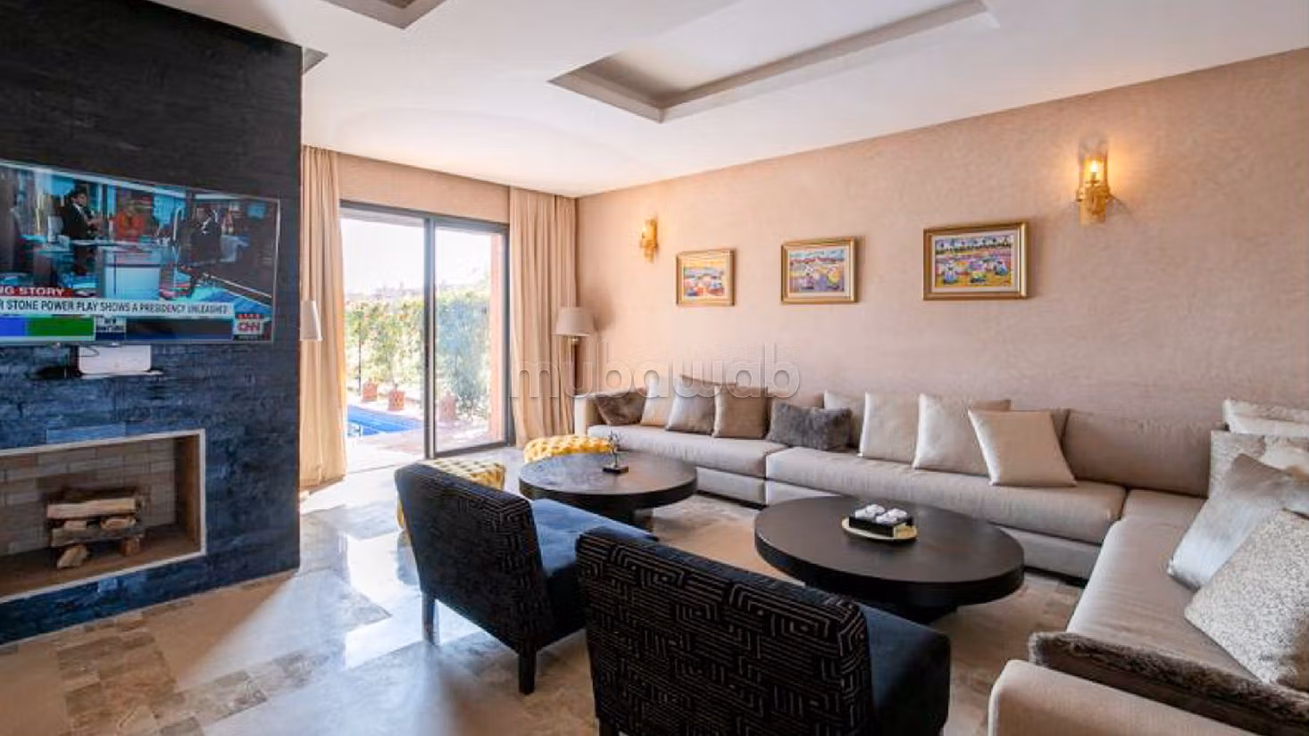 فيلا جميلة للبيع بطريق اوريكا. 4 قطع كبيرة. مكيف للهواء وحوض للسباحة. 