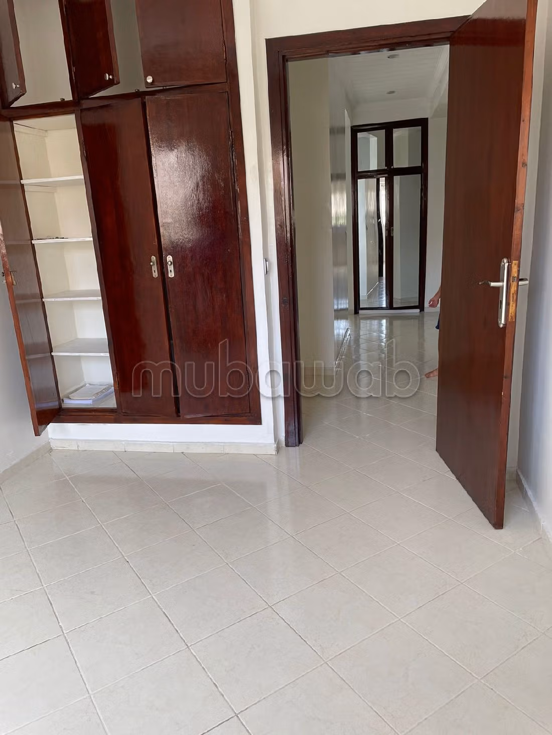 شقة رائعة للبيع ب حي شماعو. 3 غرف رائعة. صالون مغربي نموذجي ، إقامة آمنة. 