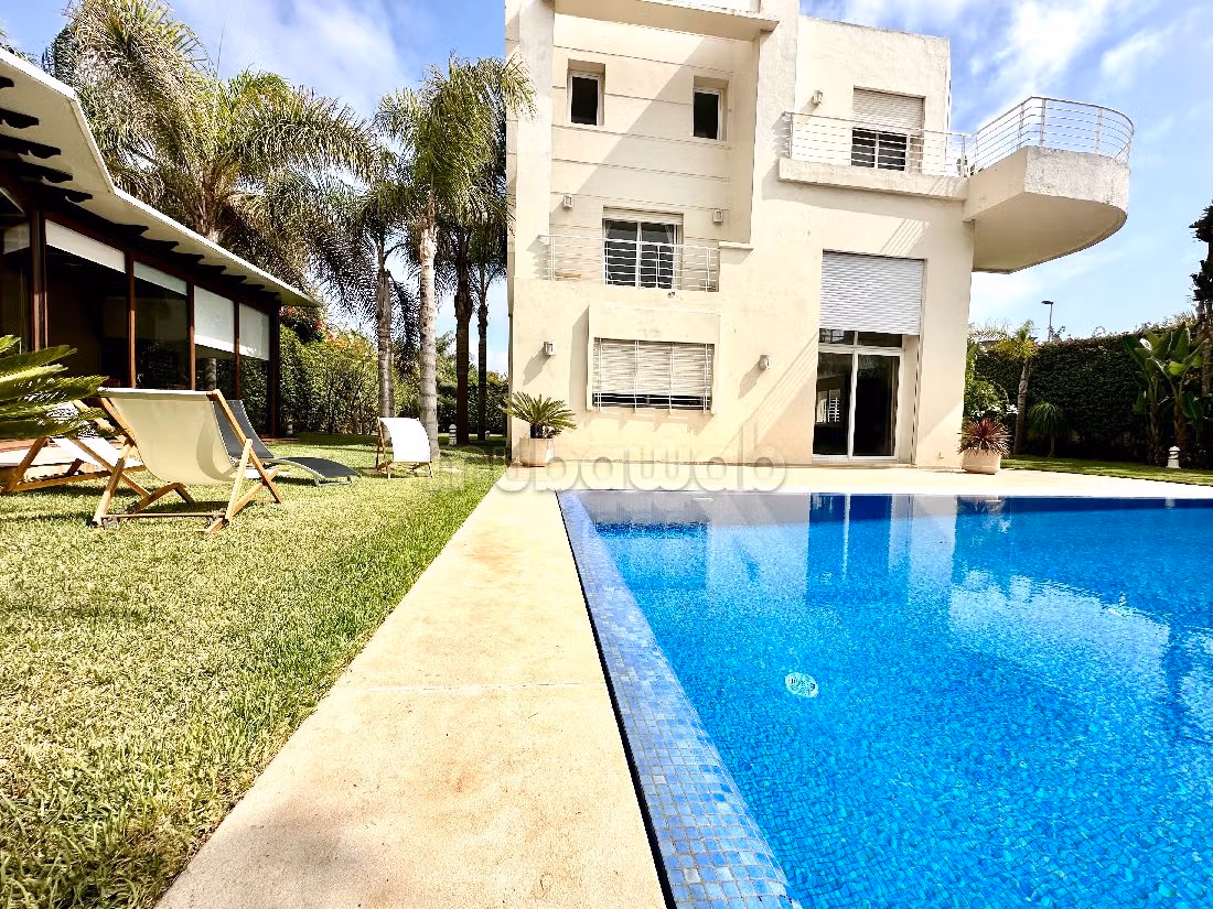 منزل رائع للكراء بعين الذياب. 6 قطع مريحة. مفروشة