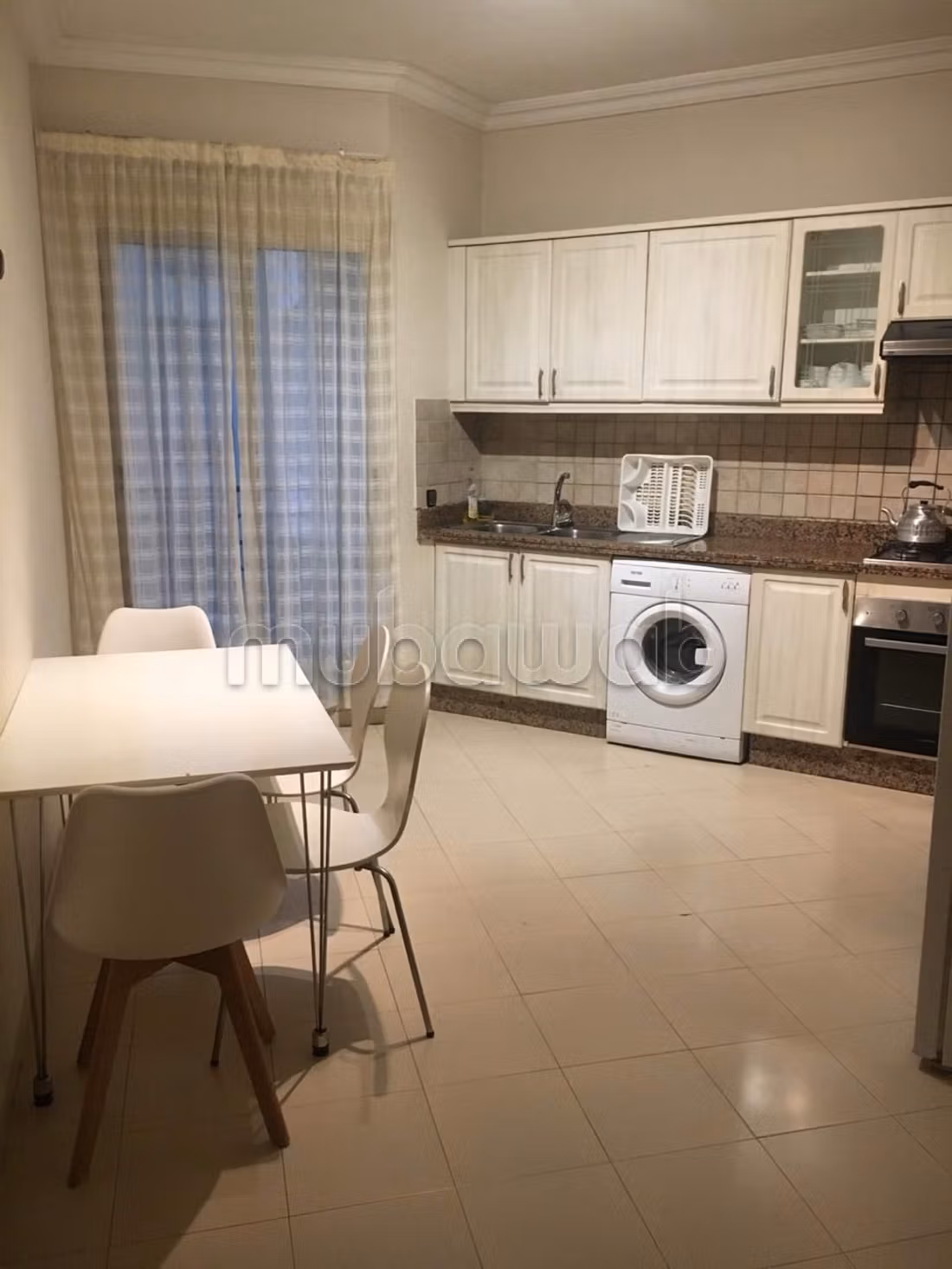 A Louer: bel Appartement 2 chambres et 2 sdb meublé avec 2 places de garage — 6
