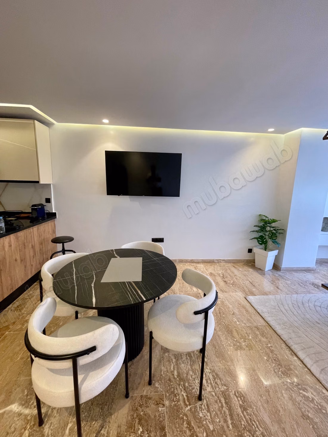 Modern Studio with Terrace