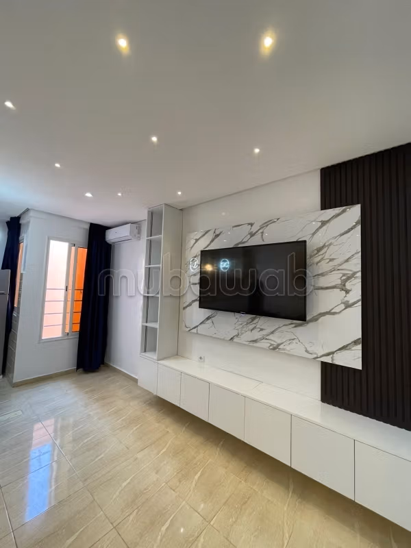 Appartement en vente à Guéliz. 3 grandes pièces. Bien meublé