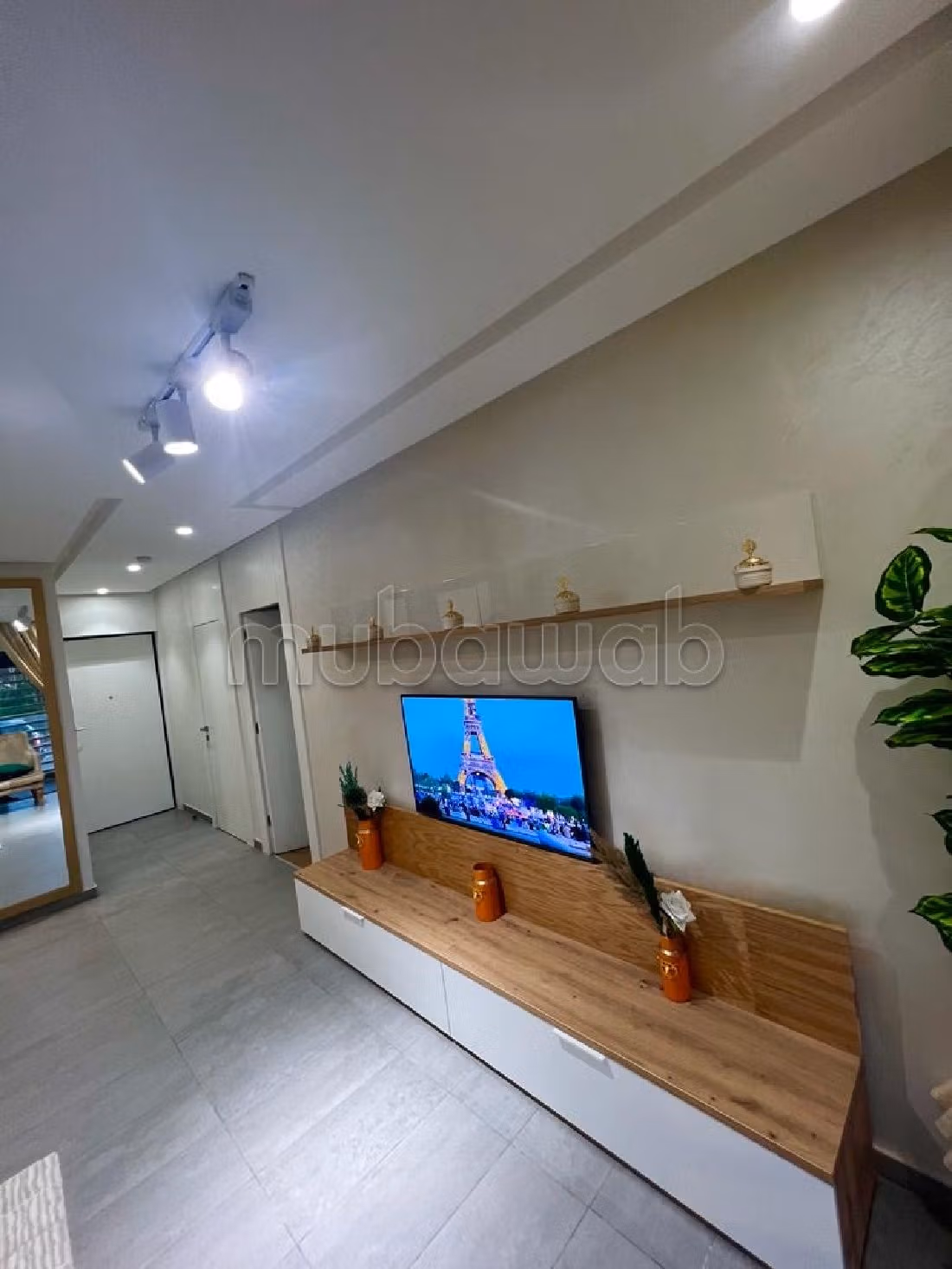 Pisos en alquiler en Casablanca Finance City. 2 habitaciones. Conserje disponible, aire condicionado general. 