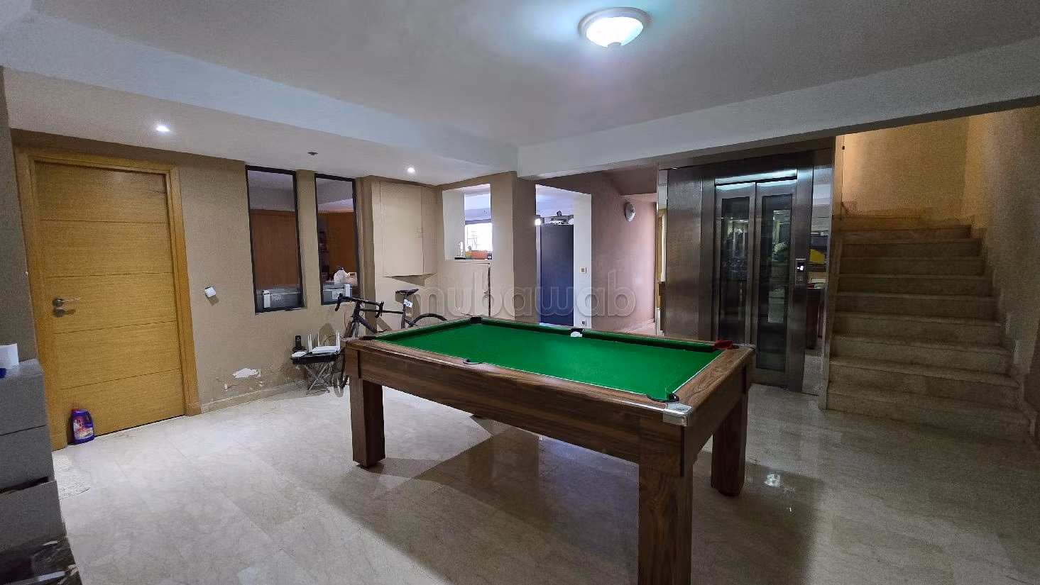 منزل فخم للبيع ب المدينة الخضراء. المساحة 667 م². صالون مغربي تقليدي ، إقامة آمنة. 