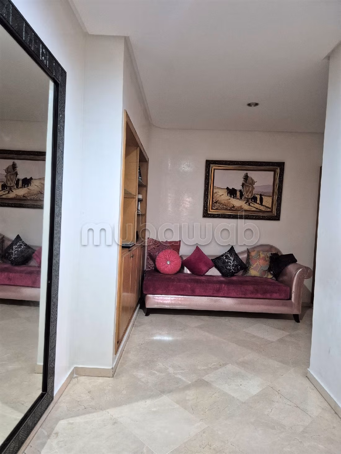 Bonito piso en alquiler en Racine. 3 dormitorios. está amueblado con buen gusto. 