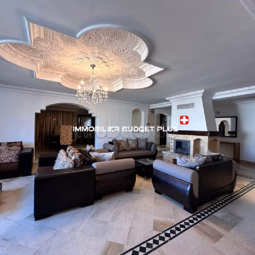 Superbe Villa meublée à vendre à Kélibia