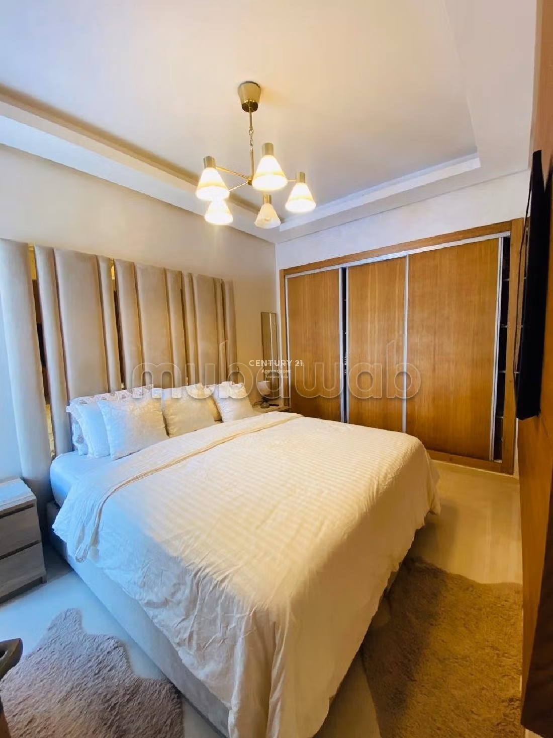 Nu te huur: appartementen. Oppervlakte 93 m². Volledig gemeubileerd