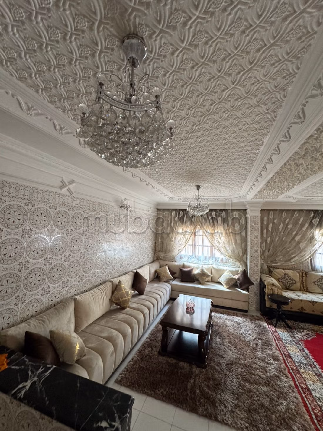 بيع منزل ممتاز ب حي شماعو. 4 قطع. صحن فضائي وباب متين وممتاز