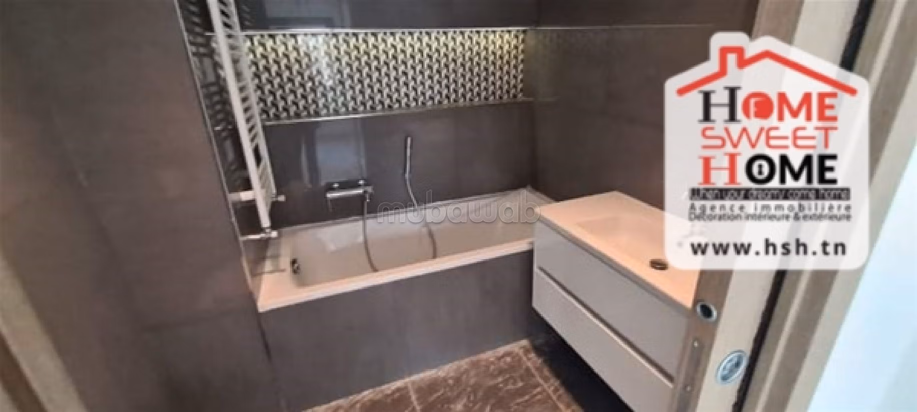 فيلا جميلة للبيع ب ضفاف البحيرة 2. المساحة 312 م². التدفئة. 