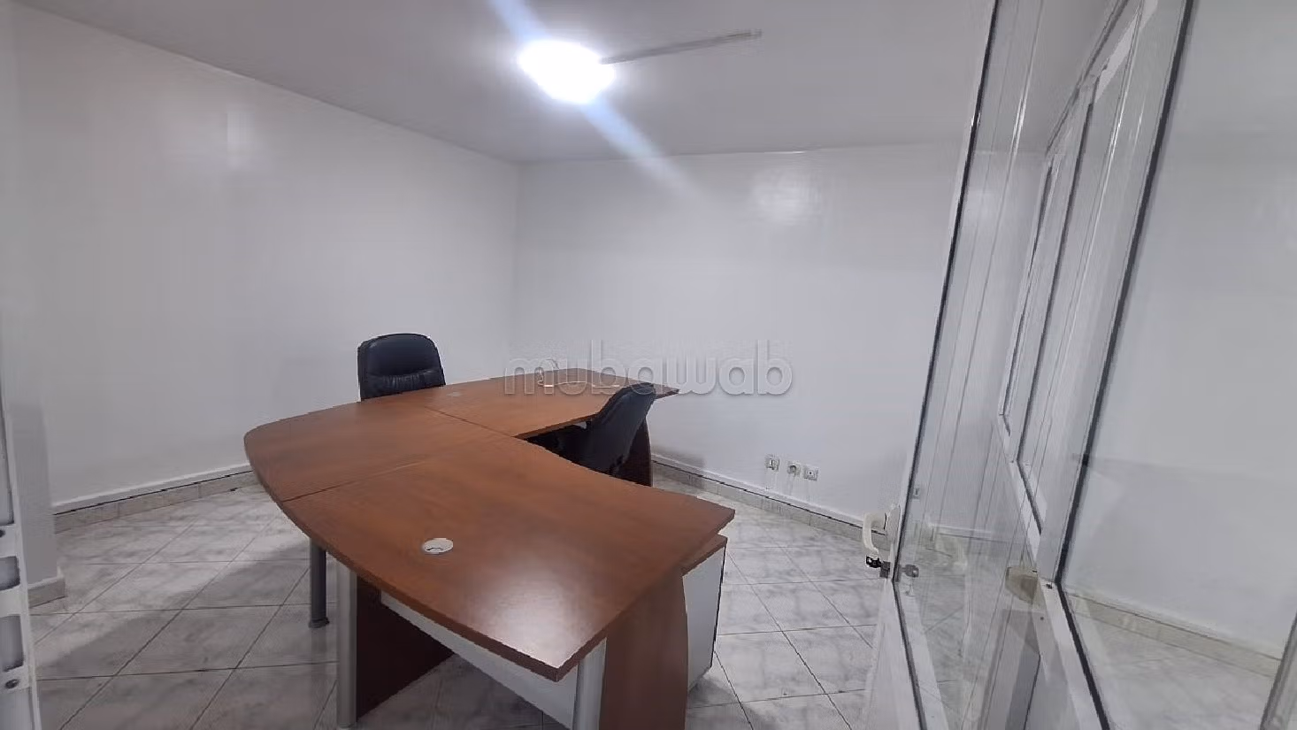 Plateau bureau en vente à Castilla