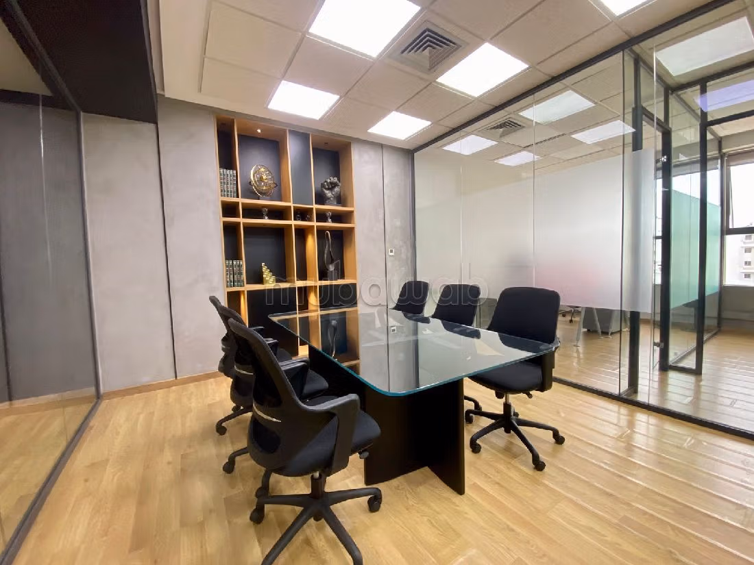 Offices for rent in Palmier. Area 131 m². 