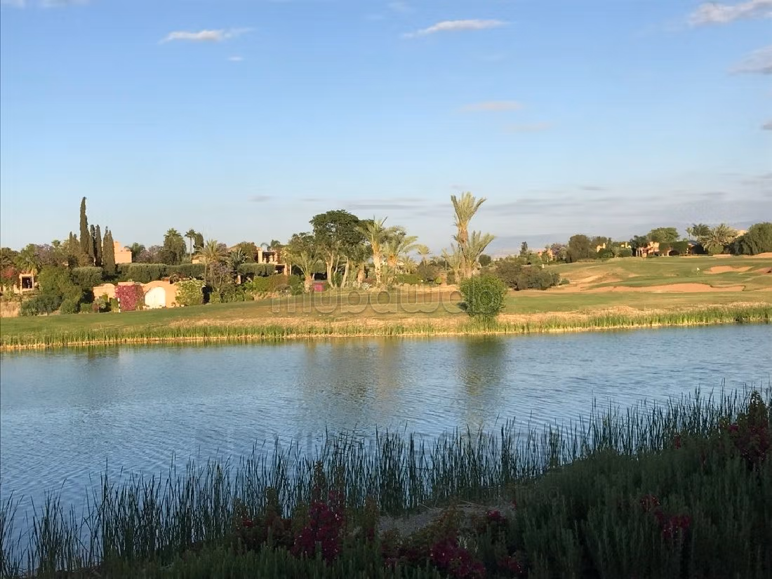 Land beschikbaar in Amelkis. Oppervlakte 1852 m². 