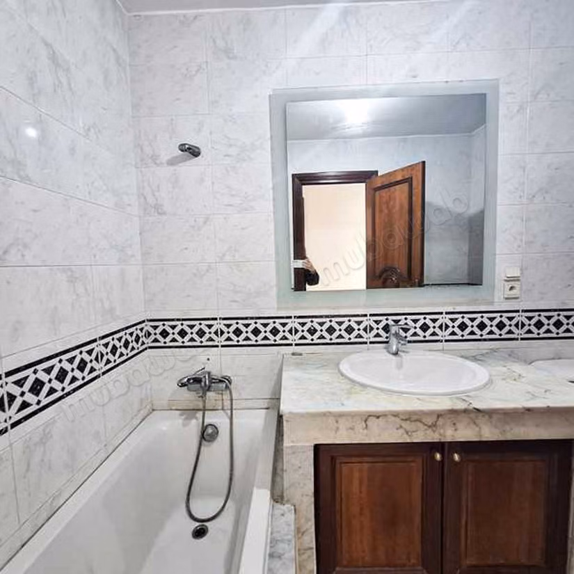 Apartment for Sale of 254.0 m² in Casablanca, Maarif Extension