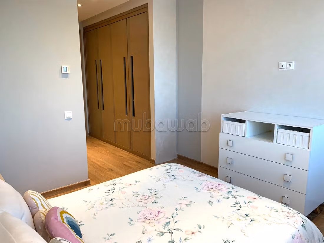 Superbe appartement à louer à Ferme Bretonne Hay Arraha. Surface de 156 m². Meublé