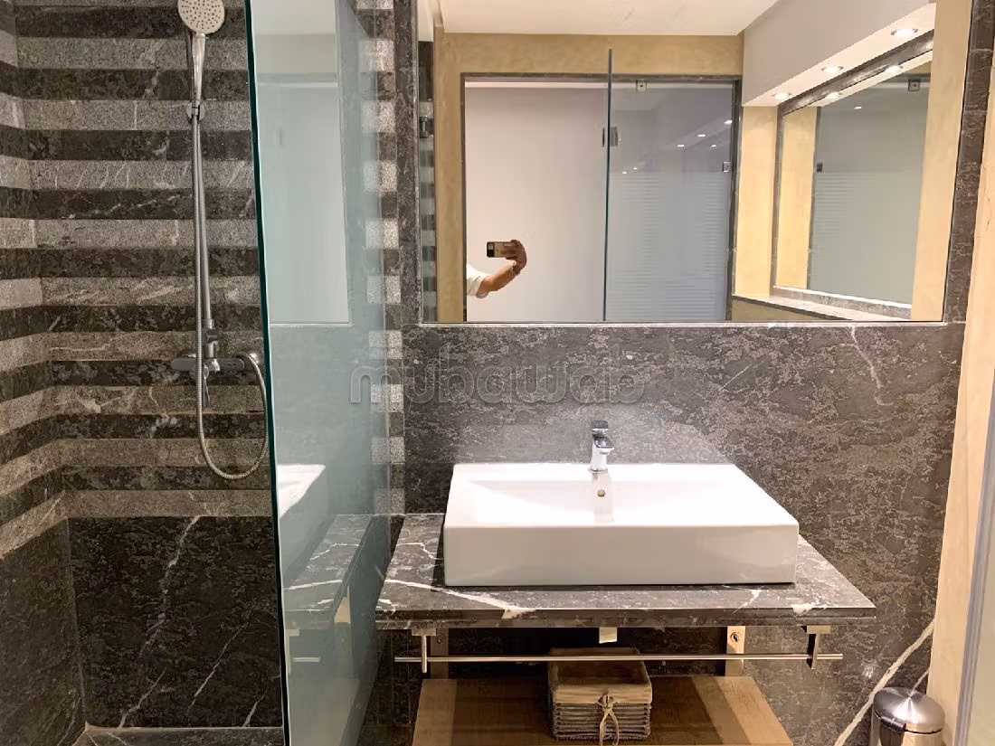 Superbe appartement à louer à Ferme Bretonne Hay Arraha. Surface de 156 m². Meublé