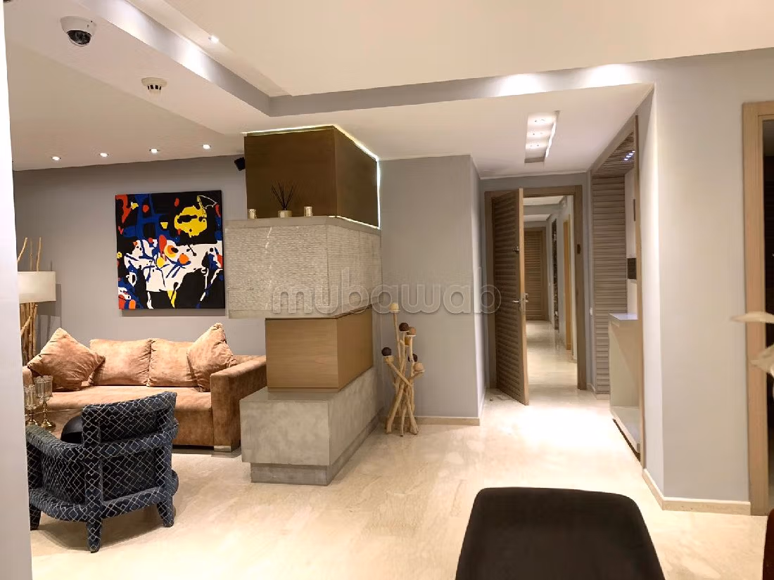 Superbe appartement à louer à Ferme Bretonne Hay Arraha. Surface de 156 m². Meublé